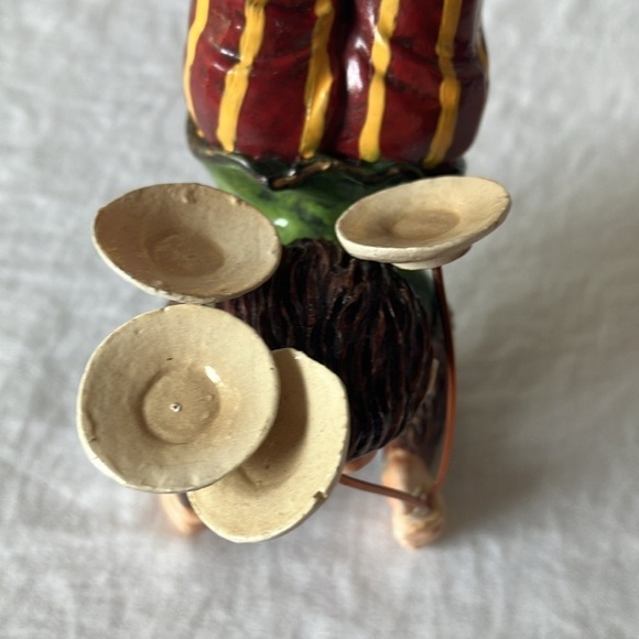 Unbranded: Chimpanzee Circus Monkey Ornament- “Not my circus, not my monkey” - Picture 2 of 12